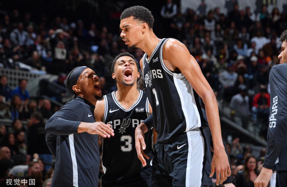 世界棋王战被判罚惹不满 中国柯洁弃赛错失九冠头衔.